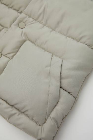 Boy Stand Collar Snap Closure Puffer Vest