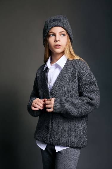 Regular Fit V-Neck Cardigan