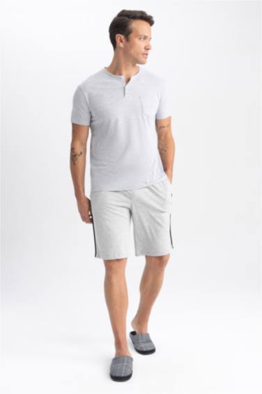 سروال قصة عادية