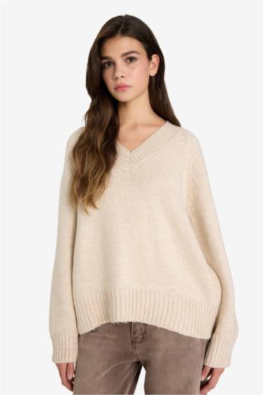 Oversize Fit V-Neck Pullover