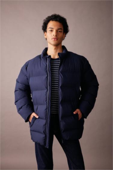 Slim Fit Stand Collar Puffer Jacket