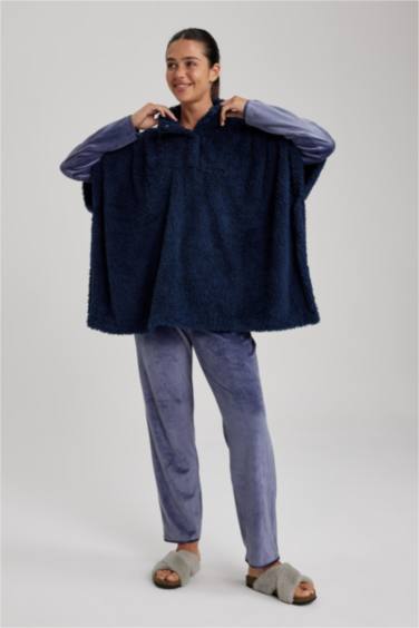 روب نوم اوفر سايز بياقة مدورة من Fall In Love