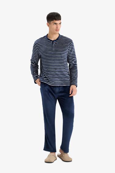 Regular Fit Striped Top Bottoms Welsoft Plush 2 Piece Pajama Set