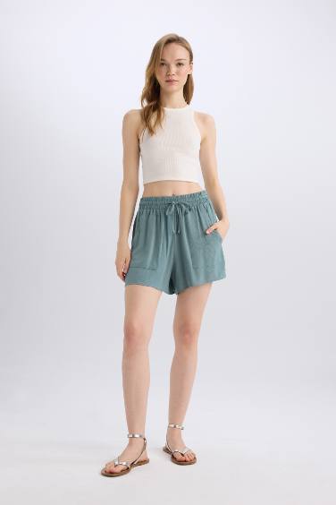 Regular Fit Regular Waist Straight Leg Crinkle Shorts