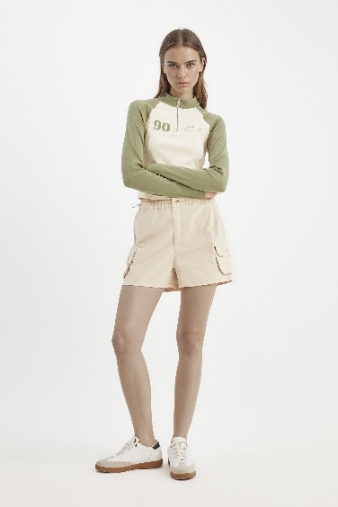 Regular Fit Normal Waist Short Gabardine Shorts