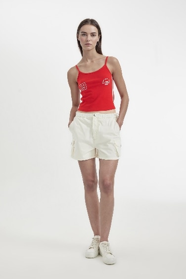 شورت قصير جبردين قصة عادية بخصر عادي