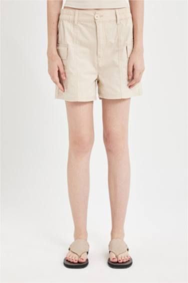 Regular Fit Poplin Normal Waist Short Leg Shorts