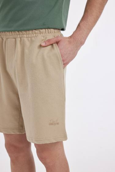 Slim Fit Super Skinny Hem Shorts