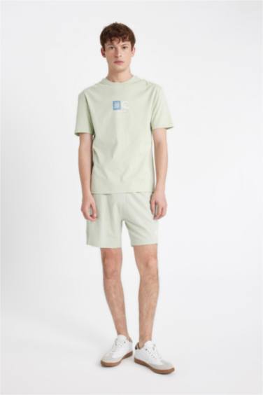 Slim Fit Dar Kesim Dar Paça Şort