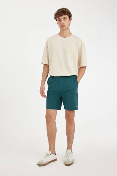 Slim Fit Super Skinny Hem Shorts