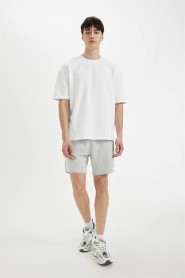 Slim Fit Dar Kesim Dar Paça Şort