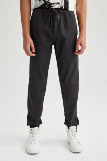 بنطلون جوجر قصة عادية