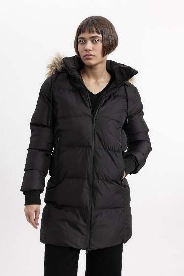 Windproof Waterproof Hooded Faux Fur Puffer Jacket