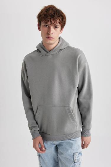 Oversize Fit Geniş Kalıp Kapüşonlu Kanguru Cepli Basic Düz Sweatshirt