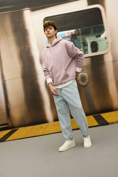 Oversize Geniş Kalıp Kapüşonlu Kanguru Cepli Basic Düz Sweatshirt