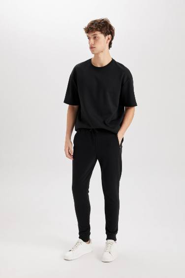 Jogger Eşofman Altı Slim Fit Dar Kesim Beli Bağcıklı Lastikli Paça Fermuar Cepli 