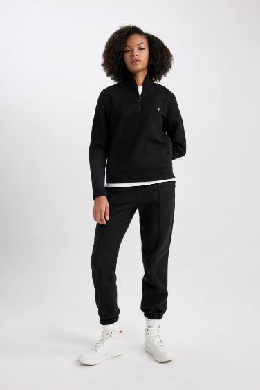 Standard Fit Polar Sweatshirt