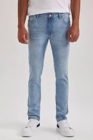 Pedro Slim Fit Jeans