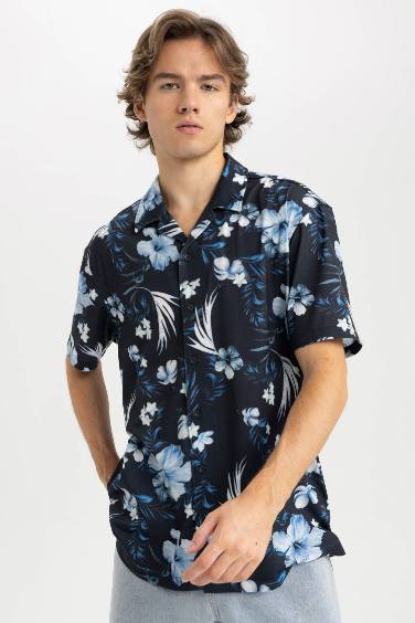 Regular Fit Apache Neck Printed Short Sleeve Shirt