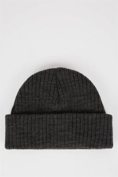 Men Knitwear Beret
