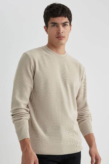 Standard Fit Crew Neck Knitwear Pullover