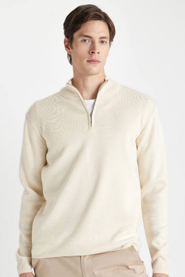 Standard Fit Half Zipper Pullover