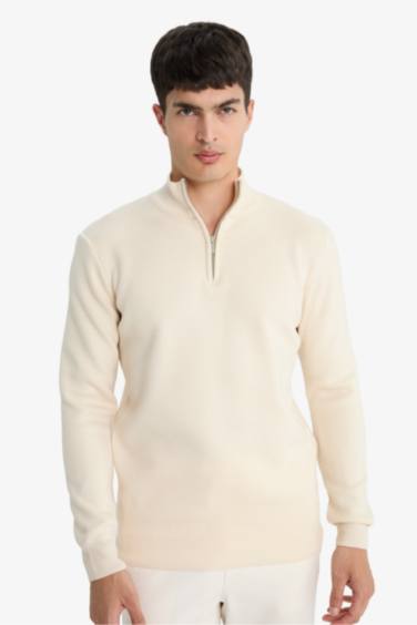 Standard Fit Half Zippered Basic Knit Pullover