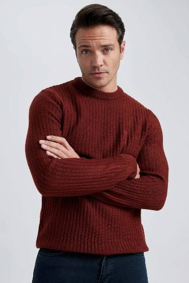 Standard Fit Crew Neck Knitwear Pullover