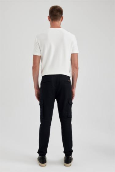 Брюки приталенного кроя из габардина