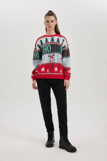 Christmas Themed Crew Neck Knit Pullover