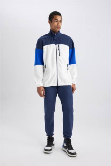 DeFactoFit Standard Fit Pocketed Fleece Zippered Sweatshirt