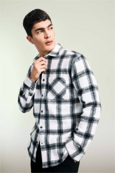 Regular Fit Plaid Lumberjack Pocket Long Sleeve Shirt