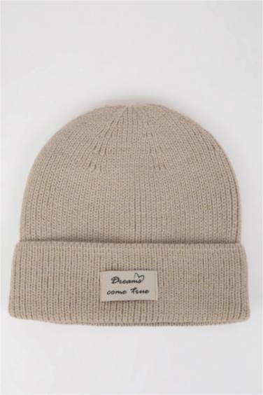 Шапка для женщин