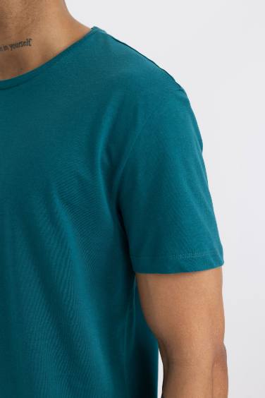 DeFactoFit Standard Fit Crest Printed T-Shirt