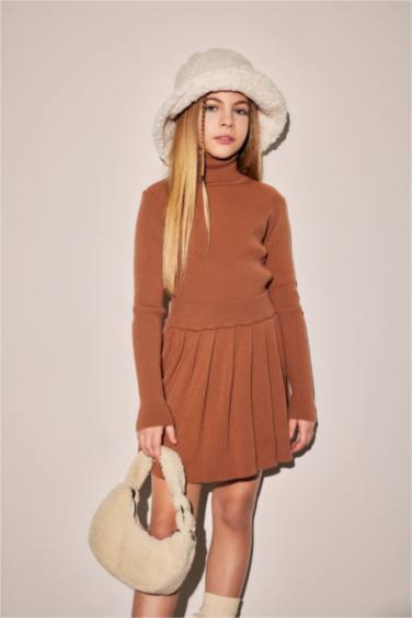 Қыздарға қалыпты пішім Пулловер