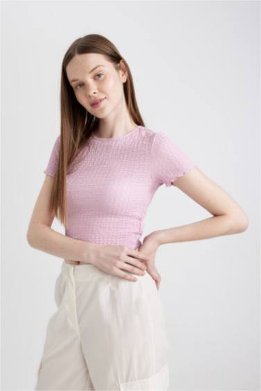 تيشيرت نص ردن سليم فيت بياخة مستديرة