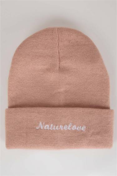 Шапка для женщин