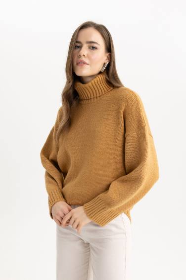 Oversize Fit Turtleneck Tunic