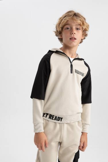 Boy Oversize Fit Hooded Sweatshirt