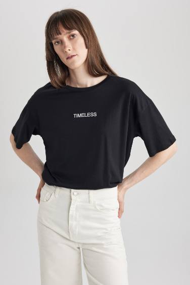 Relax Fit Crew Neck Slogan Printed T-Shirt