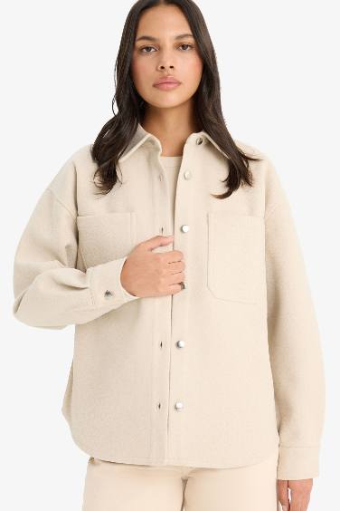 Фланелевая рубашка с длинным рукавом и отложным воротником