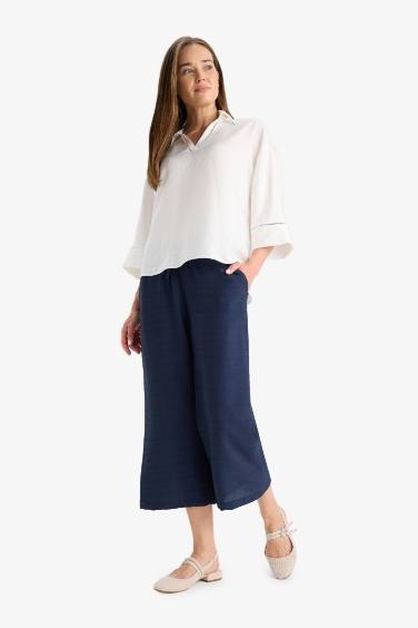 Straight Leg Capri Pants