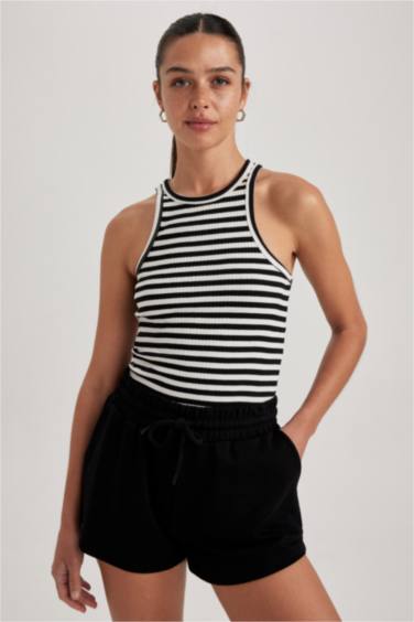 Майка приталенного кроя в полоску