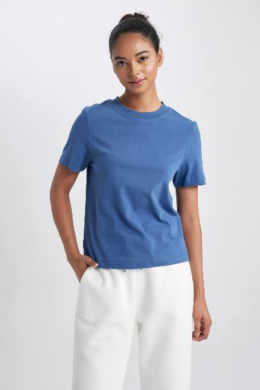 DeFactoFit Standard Fit Crew Neck Sports T-Shirt