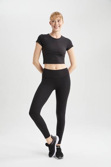 بنطلون ليجن بريميوم سليم فيت طول الكوع من DeFactoFit