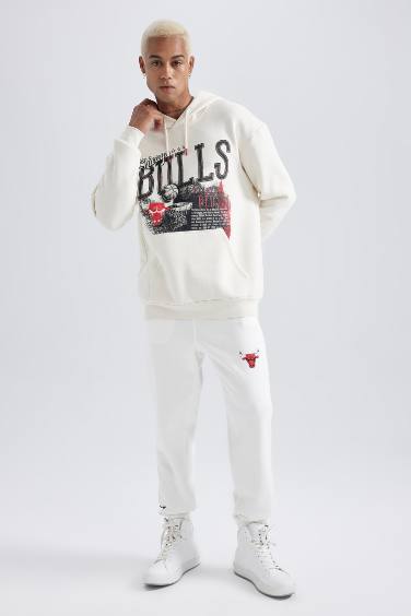 Standard Fit Jogger Sweatpants