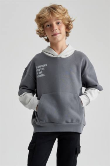Boy Oversize Fit Hooded Sweatshirt
