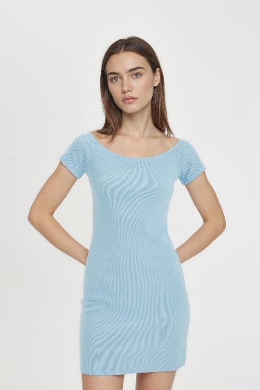 فستان قصير مضلع بوديكون بدون حمالات