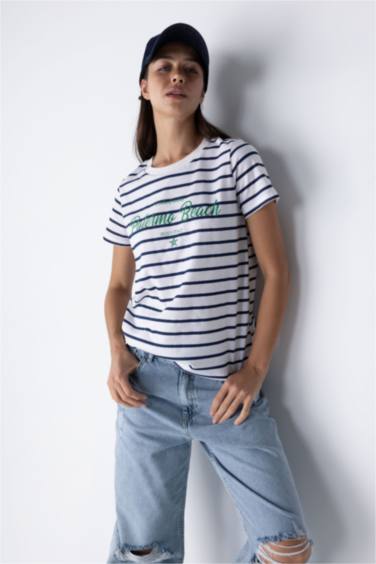 Regular Fit Crew Neck Slogan Printed Short Sleeve T-Shirt