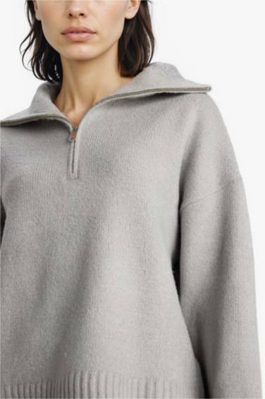 Pull en maille oversize à col montant et fermeture zip